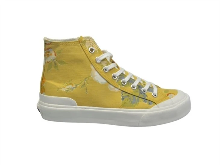 printed casual shoes